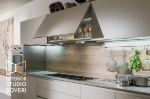 arredamento-cucina-28-lam-setamat-sabbia-top-hpl-vintage-interior-studio-boveri