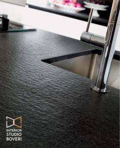 arredamento-cucina-26-top-in-granito.nero-assoluto-interior-studio-boveri
